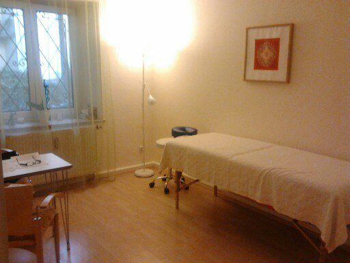 Gesundheitspraxis Heilpraktikerin Strauß Laurentia in München - Logo
