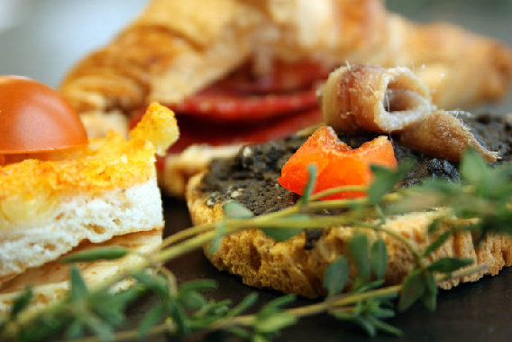 Löffel-Gabel-Fingerfood- Event & Catering in Düsseldorf - Logo