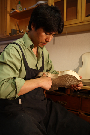 Geigenbaumeister S. C. Kim in Düsseldorf - Logo