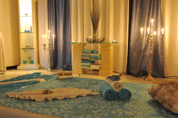 Moonnight Wellness Erotische Massagen in Bad Vilbel - Logo