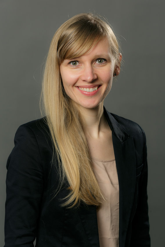 Elena Möbus Dolmetschen & Konferenzberatung in Frankfurt am Main - Logo