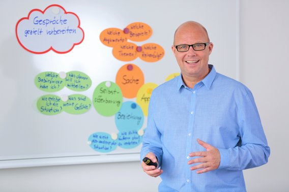 Frank Thiel Trainings & Seminare in Niederkassel - Logo