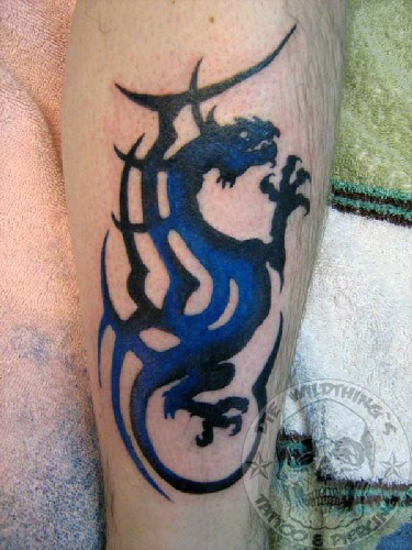 Tattoo und Piercing Studio - Schwarz & Bunt in Dortmund - Logo