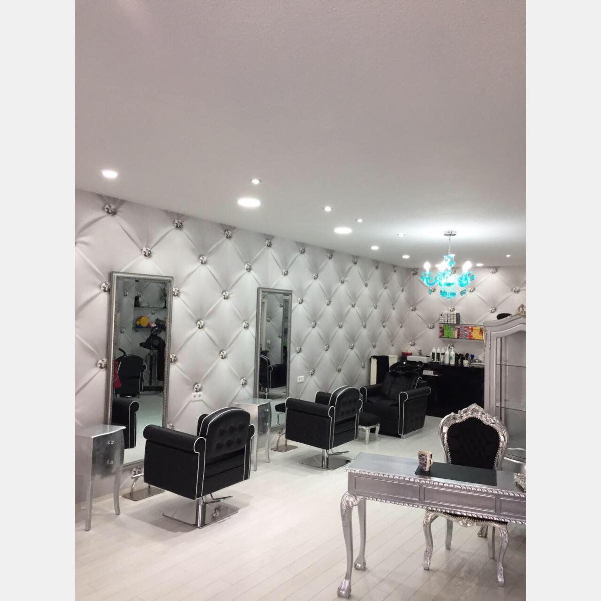 info@yberasalondebeaute.de in Feucht - Logo