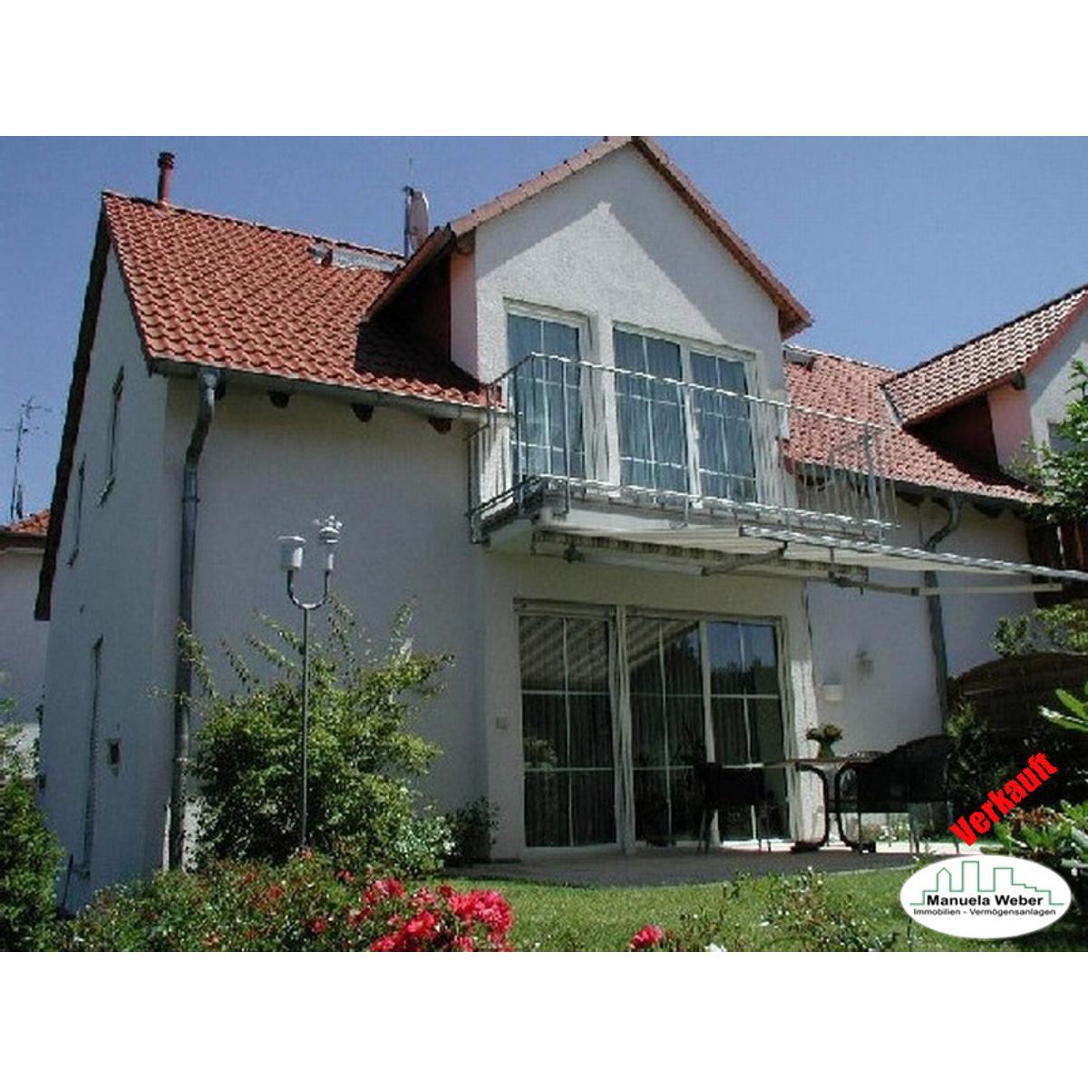 Manuela Weber Immobilien-Vermögensanlagen in Rödermark - Logo