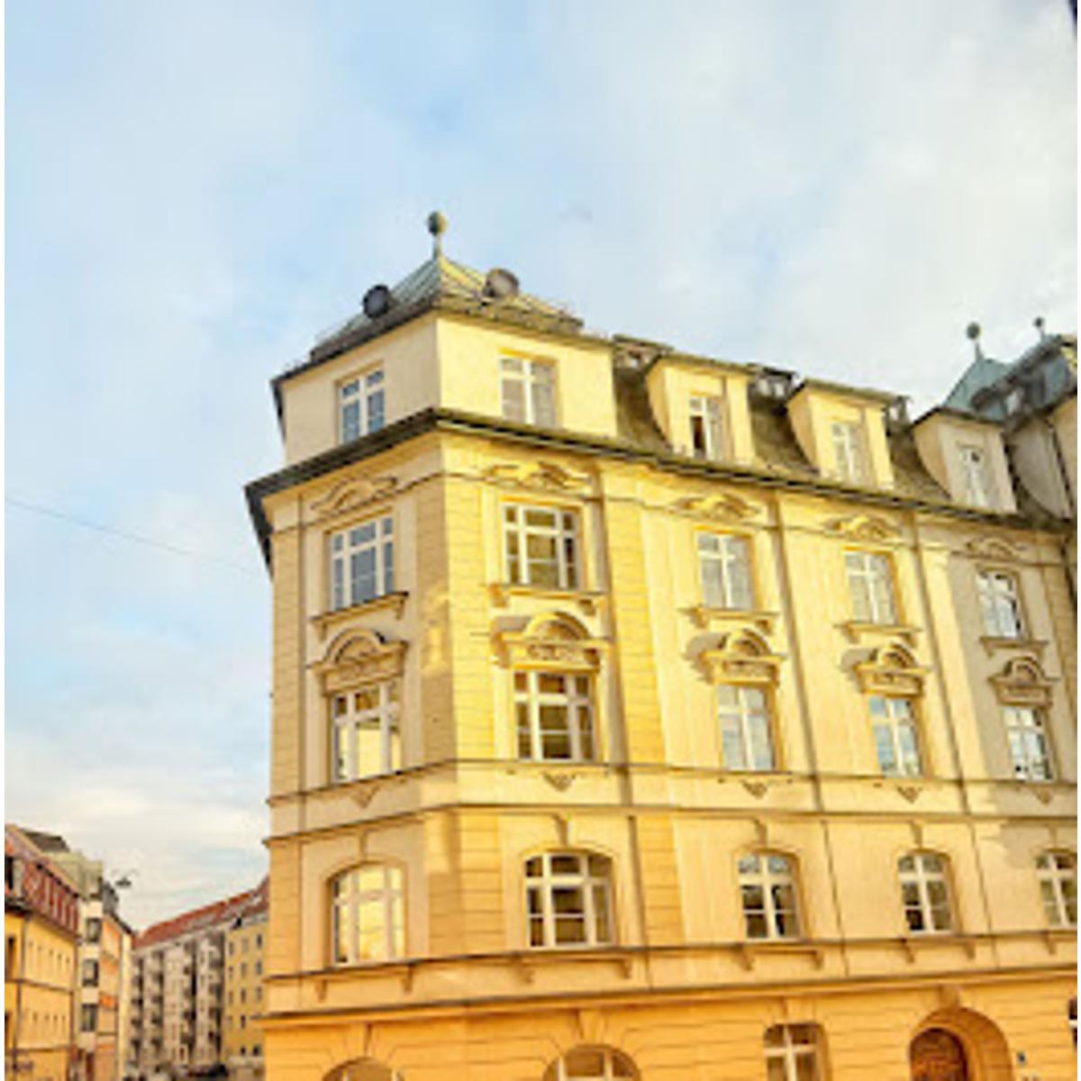 Dr. Maier + Partner Personalberatung in München - Logo