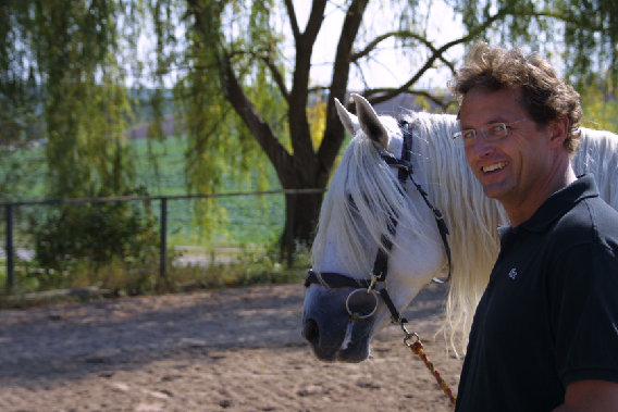 Equi-Com Managerseminare mit Pferden Heilbronn in Frankfurt am Main - Logo