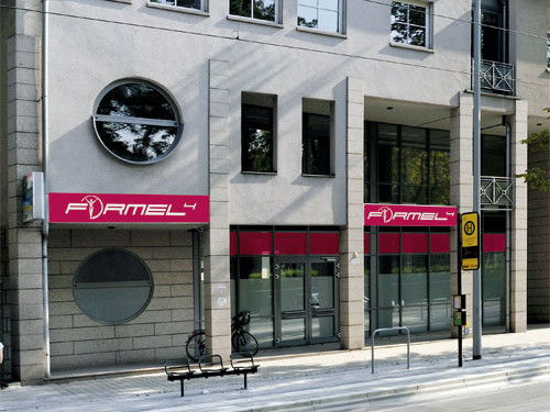 Formel 4 Fitness in Dresden - Logo