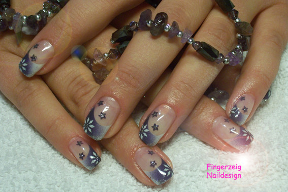 Fingerzeig Naildesign in Duisburg - Logo