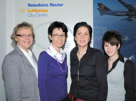 Reisebüro Reuter Lufthansa City Center in Aschersleben in Sachsen Anhalt - Logo