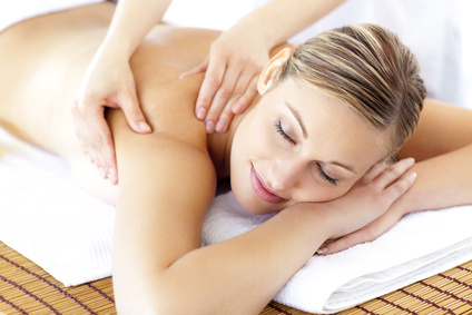 Ruhezone Wellnessmassagen Stefanie Nienkemper in Gelnhausen - Logo