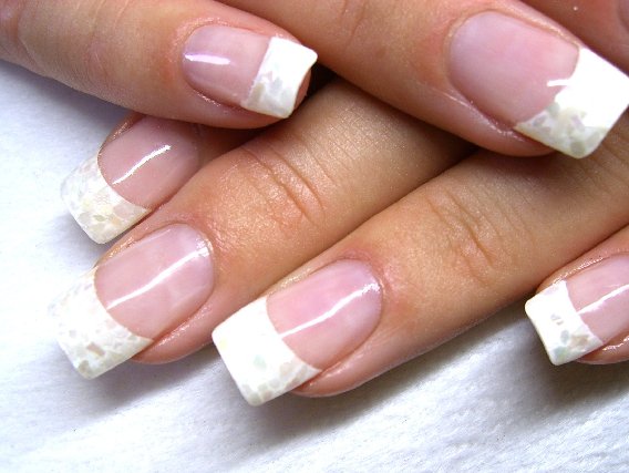 Diamond Nails Nagelstudio in Oststeinbek - Logo