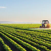 Landmaschinen und landwirtschaftlicher Bedarf